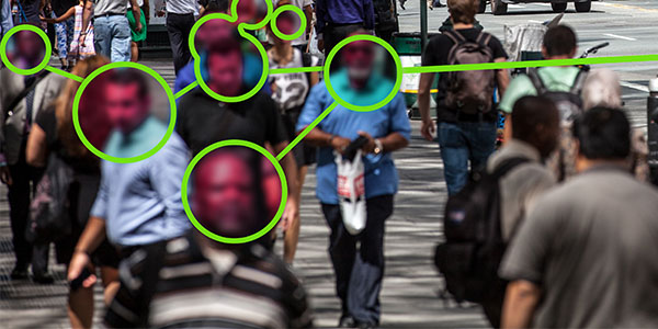 Abschaffung der Anonymität oder endlich mehr Sicherheit für alle Bürger durch Videoüberwachung?